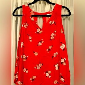 Cute, red Old Navy tank. Size M